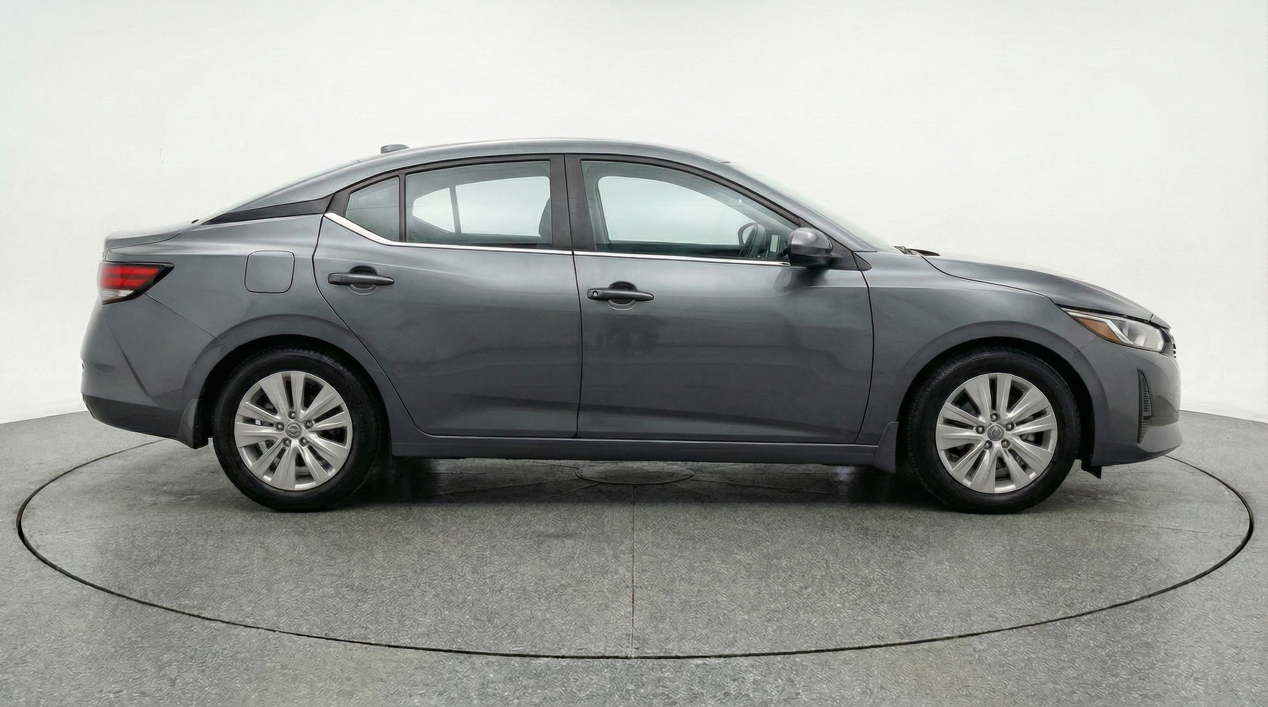 Thumbnail: 2025 Nissan Sentra - 8