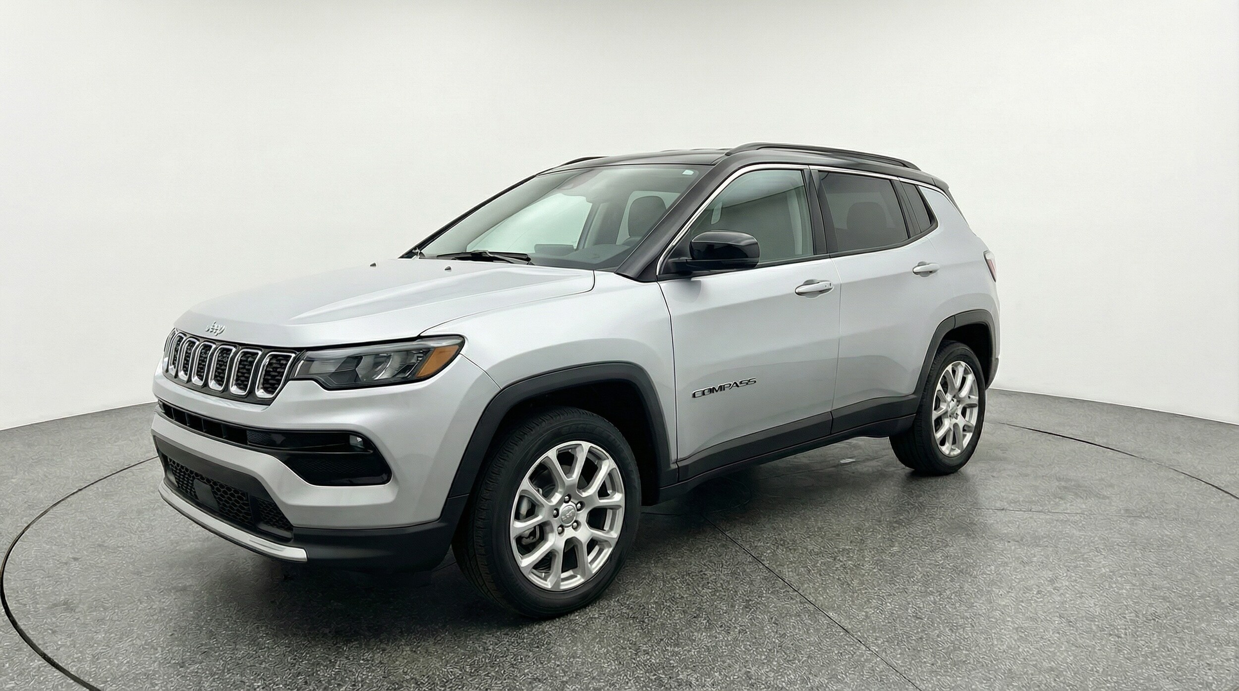 Thumbnail: 2025 Jeep Compass - 3