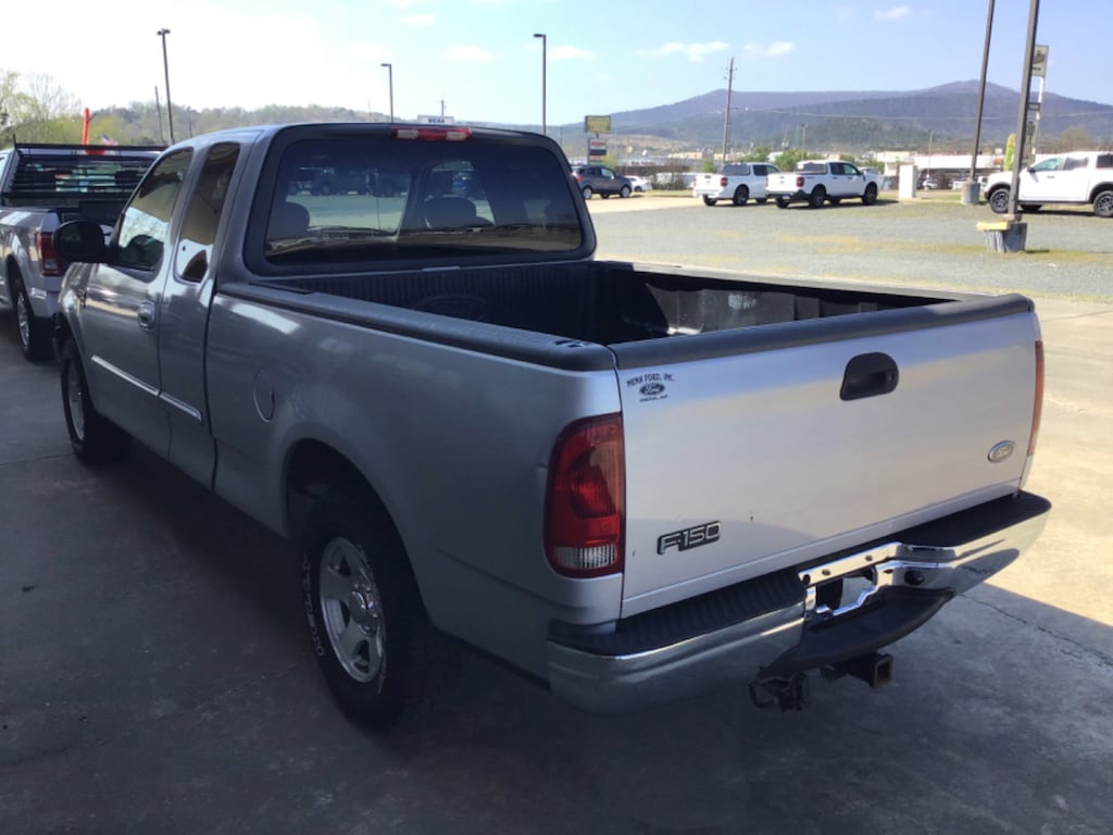 Used 2003 Ford F-150 Lariat Truck Super Cab