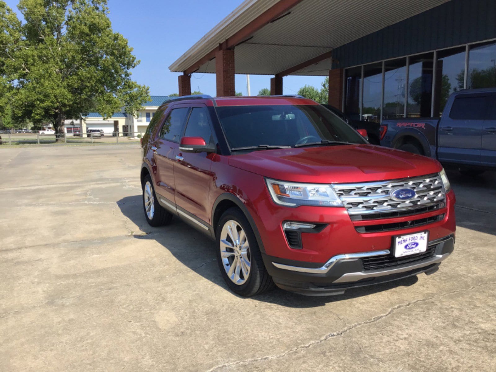 Used 2018 Ford Explorer Limited with VIN 1FM5K7F84JGA79585 for sale in Mena, AR