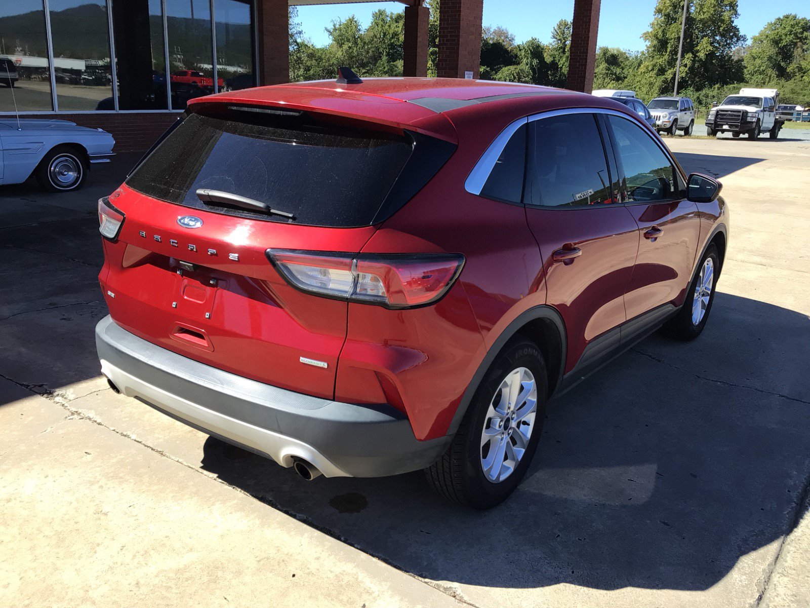 Used 2020 Ford Escape SE SUV