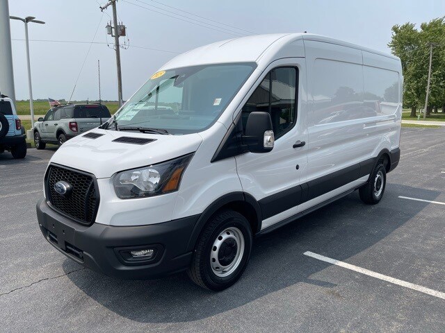 2025 Ford Transit photo 3