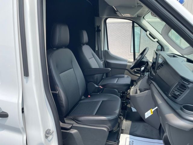 2025 Ford Transit Van Base - Photo 14