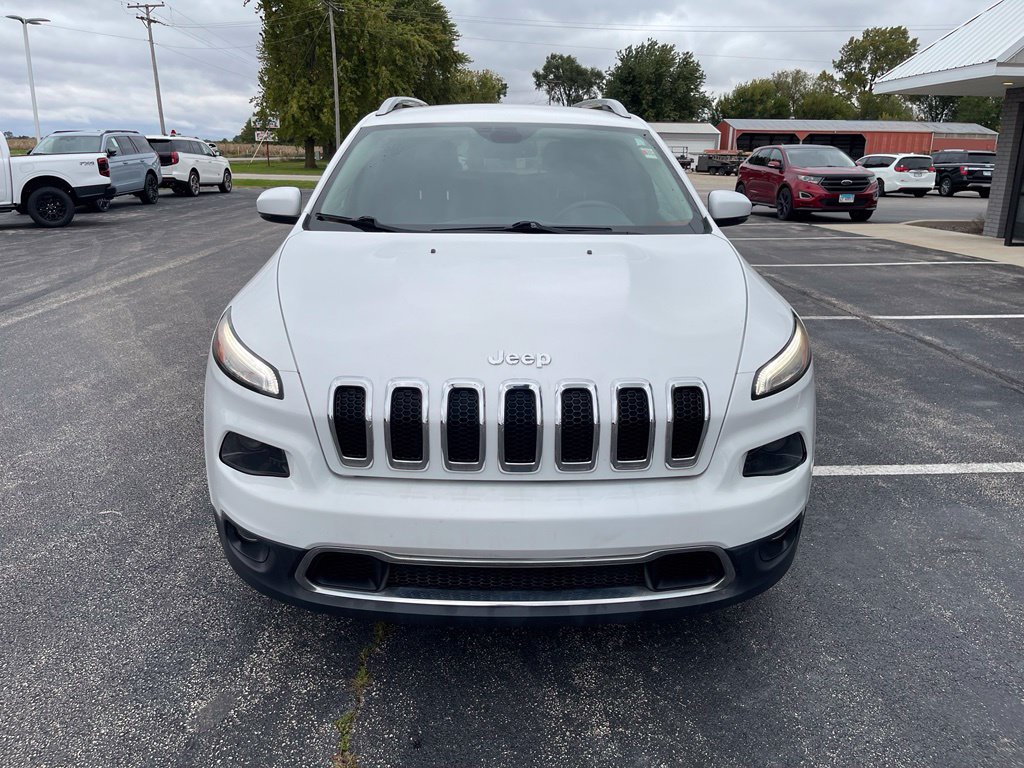 Used 2016 Jeep Cherokee Limited with VIN 1C4PJLDB1GW238312 for sale in Mendota, IL