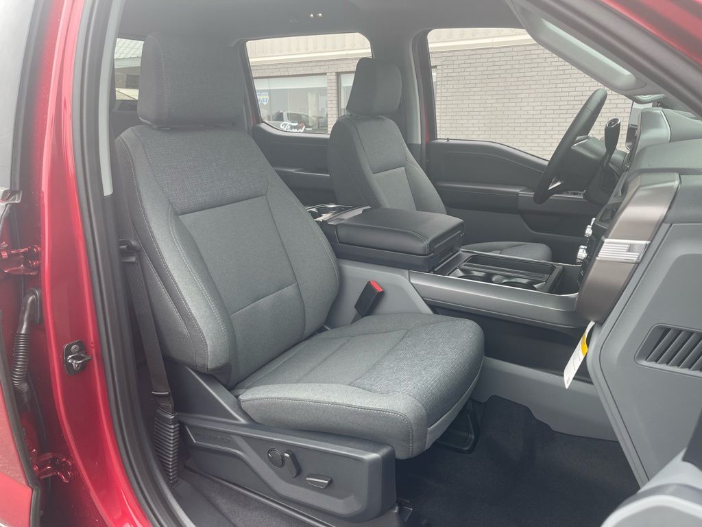 2026 Ford F-150 XLT - Photo 19