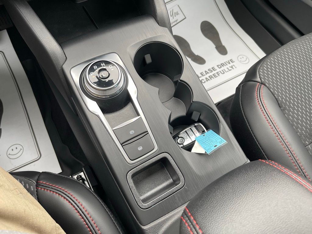2026 Ford Escape ST-Line - Photo 24