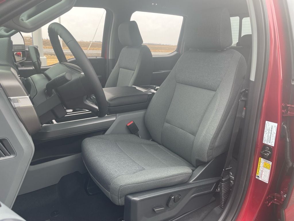 2026 Ford F-150 XLT - Photo 17