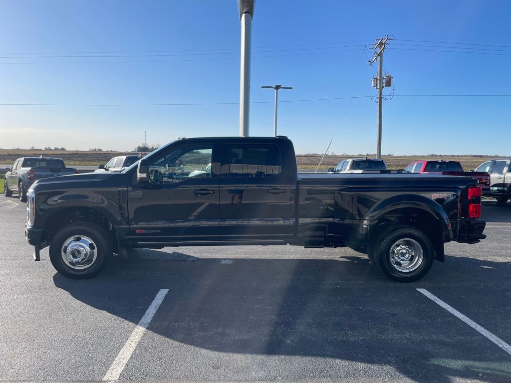 New 2026 Ford F-350SD Platinum Truck