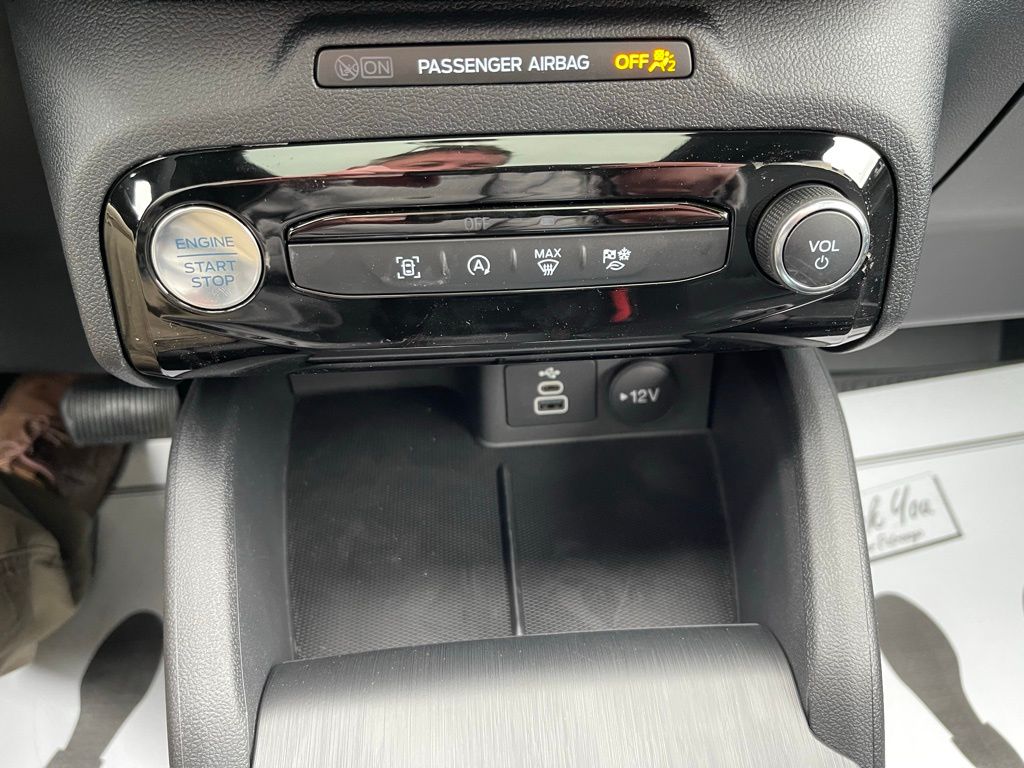 2026 Ford Escape ST-Line - Photo 25