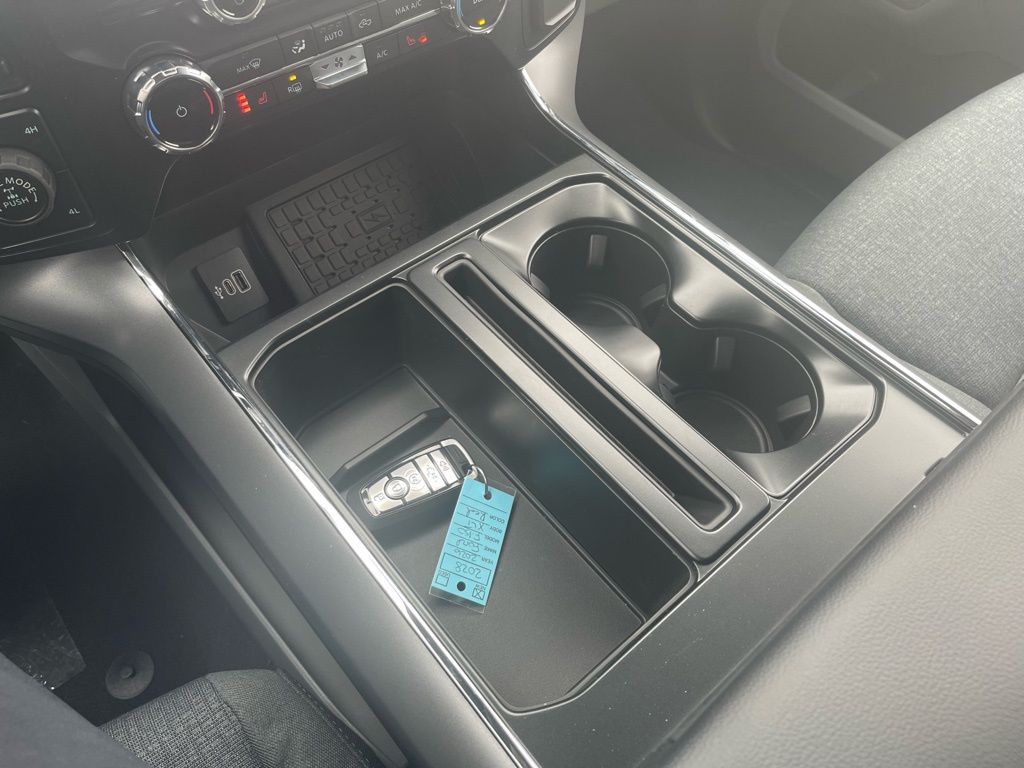 2026 Ford F-150 XLT - Photo 32