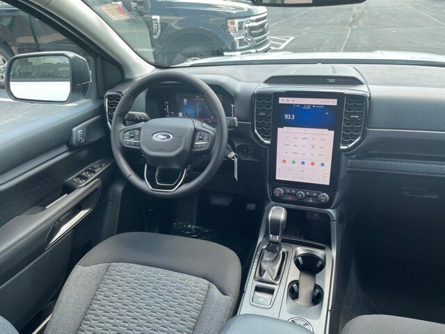 2025 Ford Ranger XLT - Photo 17