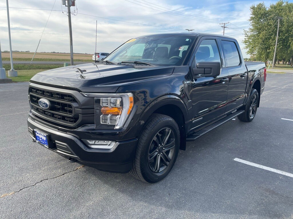 2021 Ford F-150 XLT photo 3