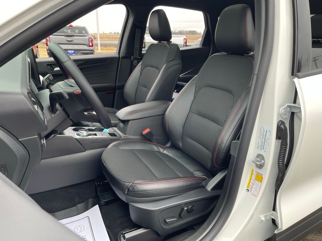 2026 Ford Escape ST-Line - Photo 10