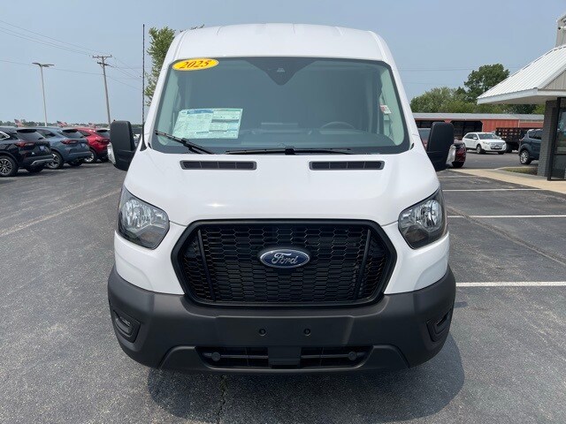 2025 Ford Transit photo 2
