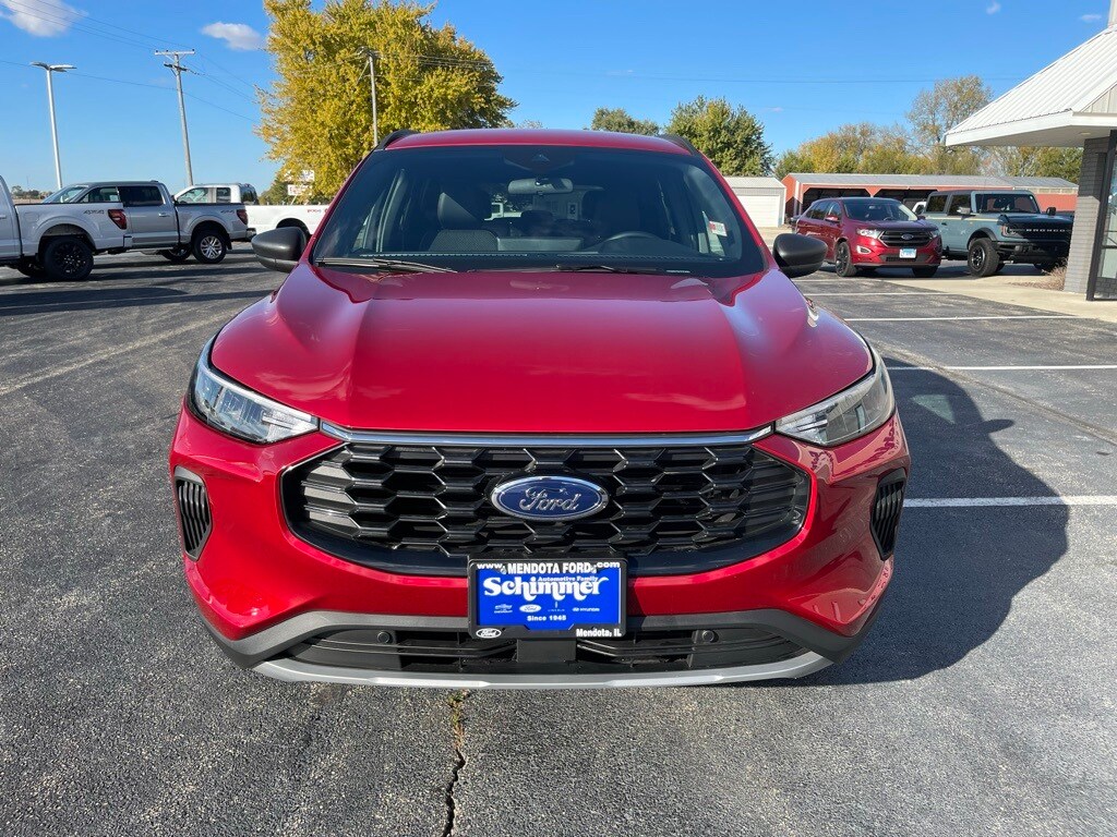 2026 Ford Escape ST-Line photo 2
