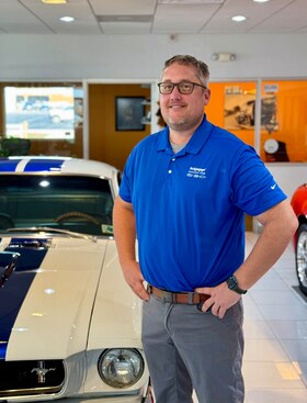 Staff member Jason Hince from cc1a9e48ddcc