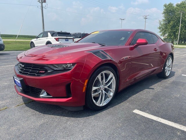 2021 Chevrolet Camaro LT1 photo 3