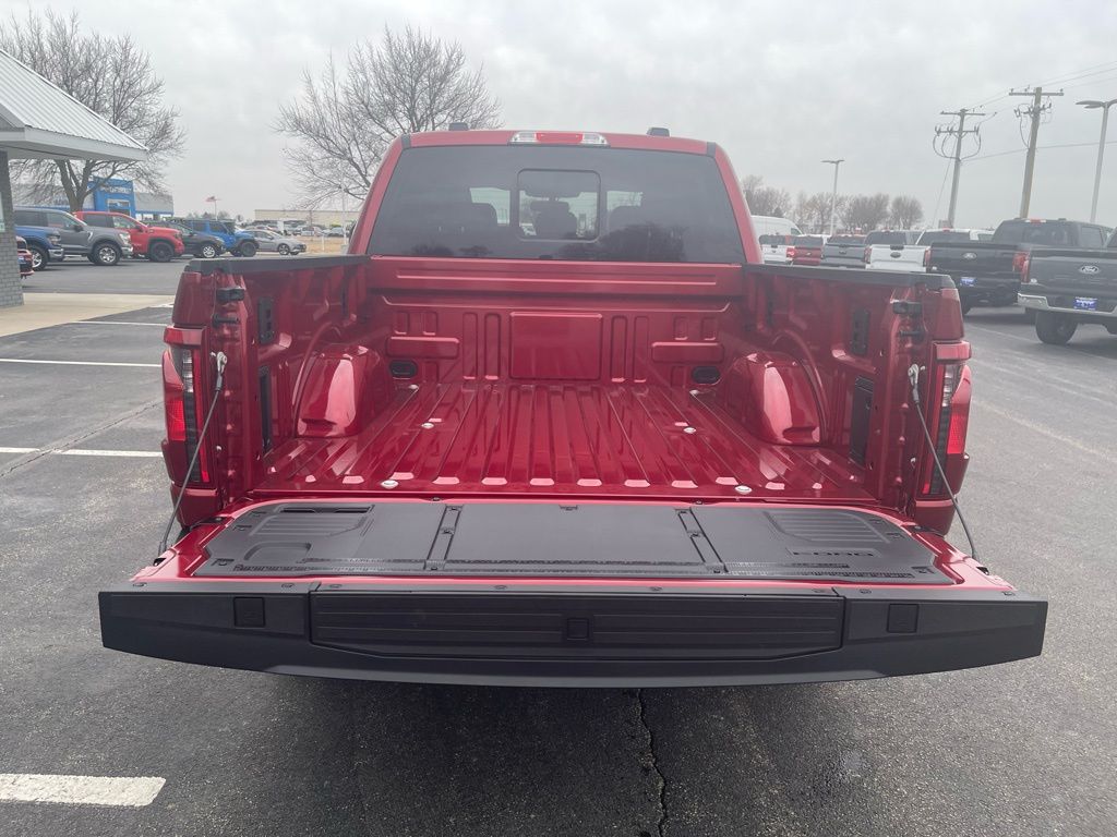2026 Ford F-150 XLT - Photo 9