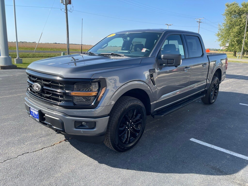 2025 Ford F-150 XLT photo 3