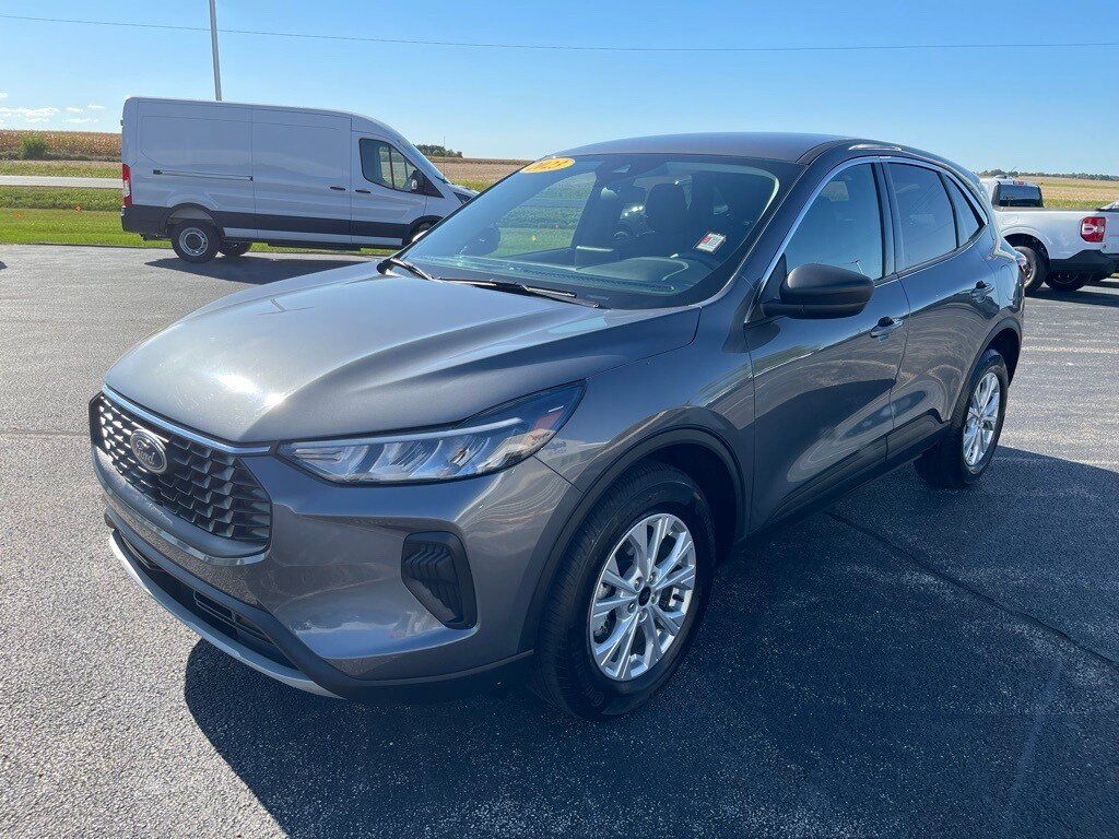 2023 Ford Escape Active photo 3