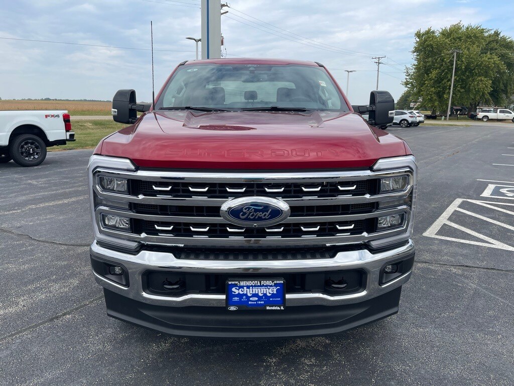 2026 Ford F-250 photo 2