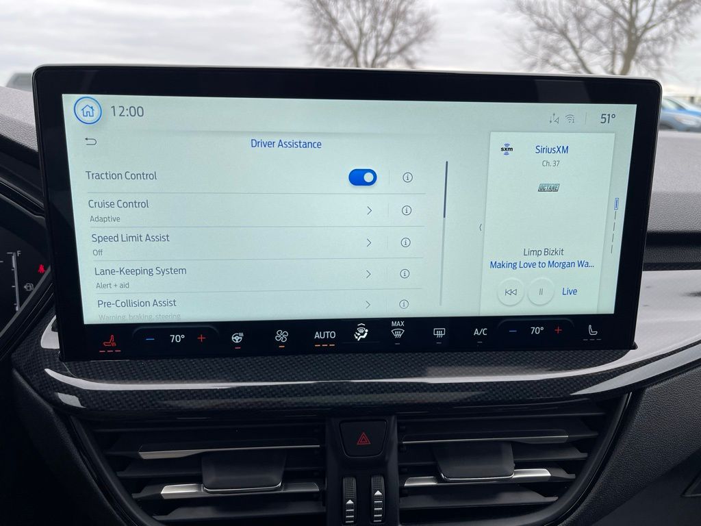 2026 Ford Escape ST-Line - Photo 33