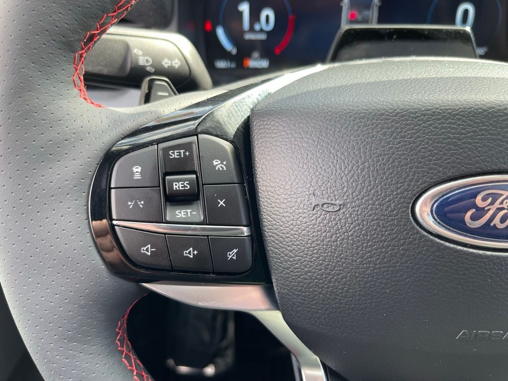 2026 Ford Explorer ST - Photo 28