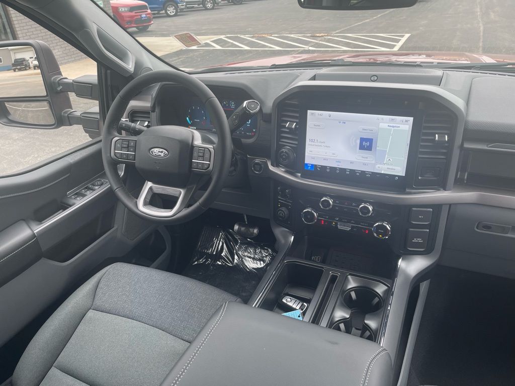 2026 Ford F-150 XLT - Photo 14