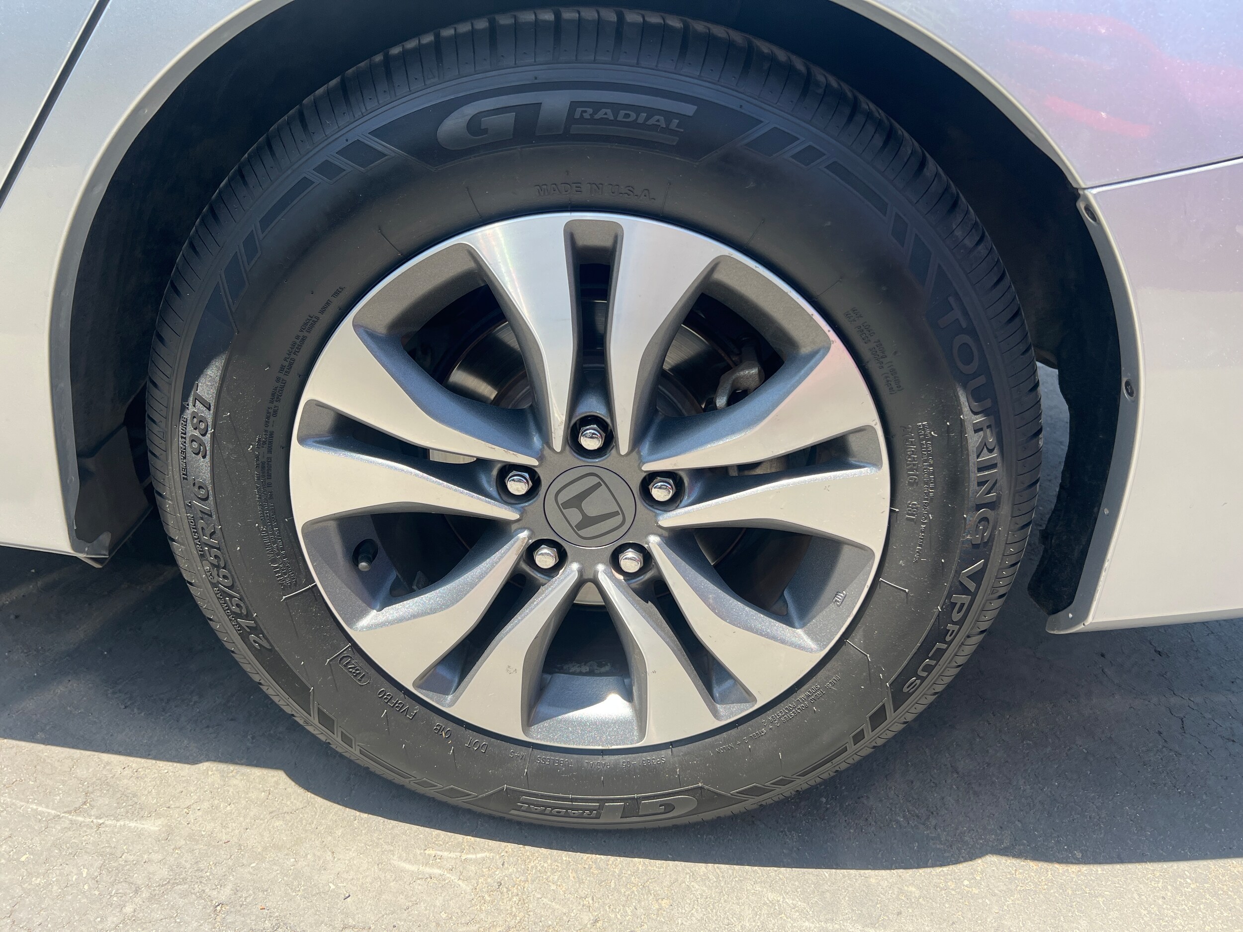 2013 Honda Accord LX photo 4