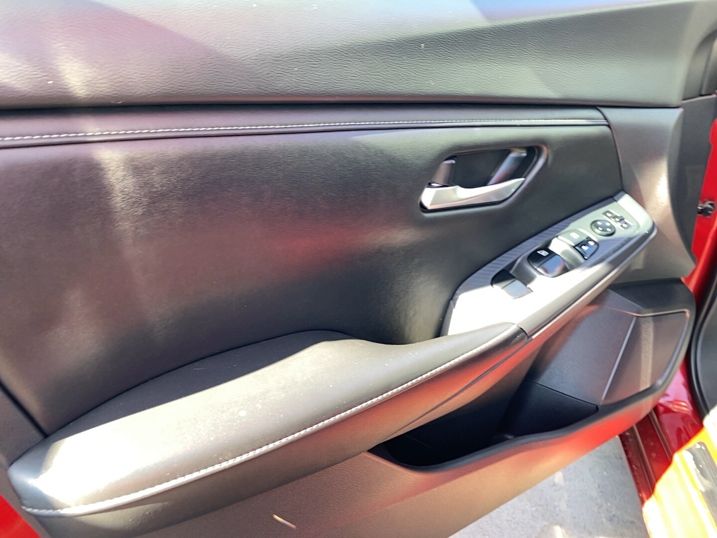 2021 Nissan Sentra SV photo 3
