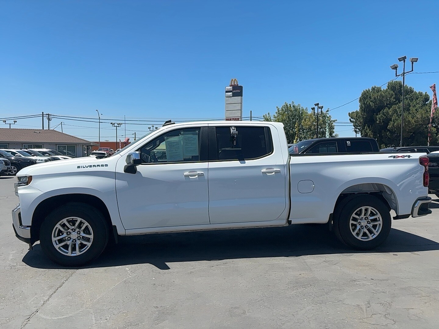 2019 Chevrolet Silverado 1500 LT photo 4