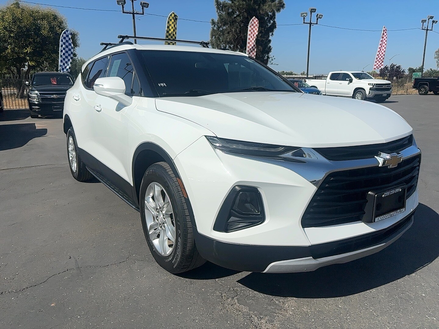 2019 Chevrolet Blazer 1LT photo 2