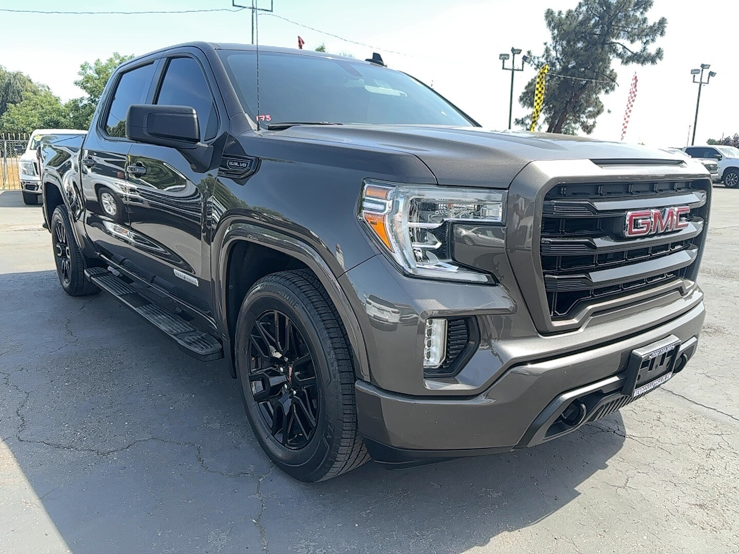2020 Gmc Sierra 1500 Elevation photo 2