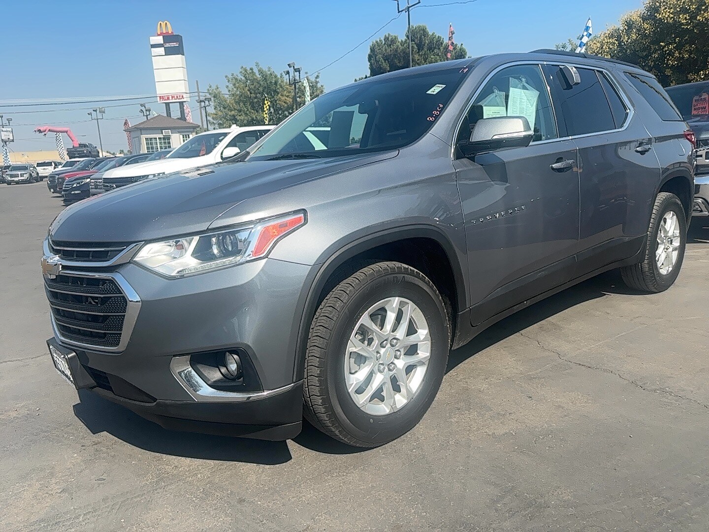2019 Chevrolet Traverse photo 2