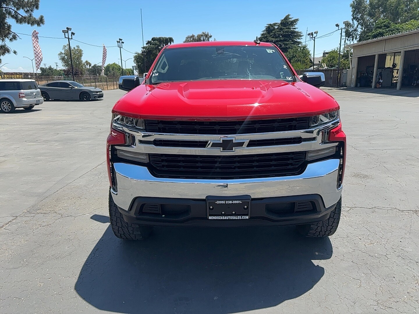 2019 Chevrolet Silverado 1500 LT photo 3