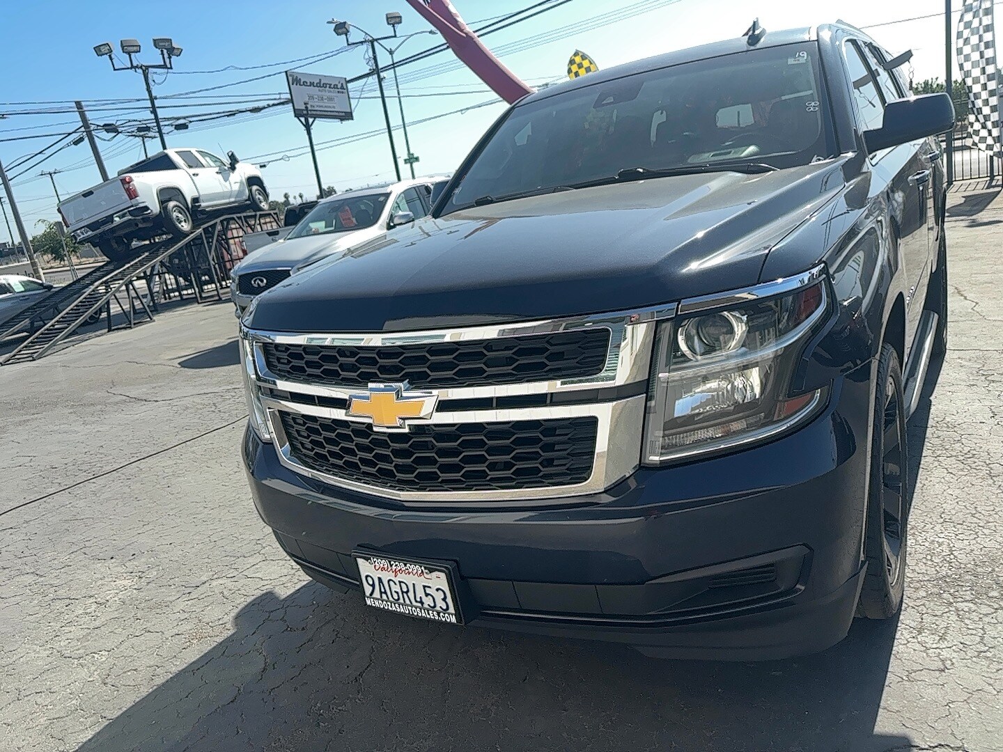 2019 Chevrolet Tahoe LT photo 3