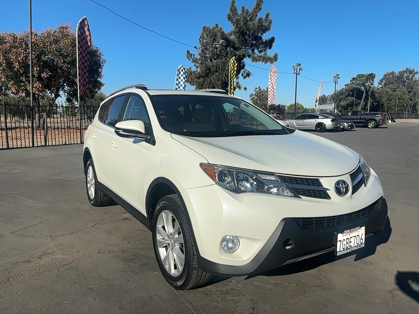 2014 Toyota RAV4 Limited photo 2