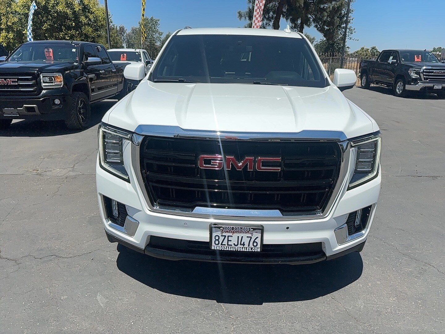2022 Gmc Yukon XL SLE photo 3