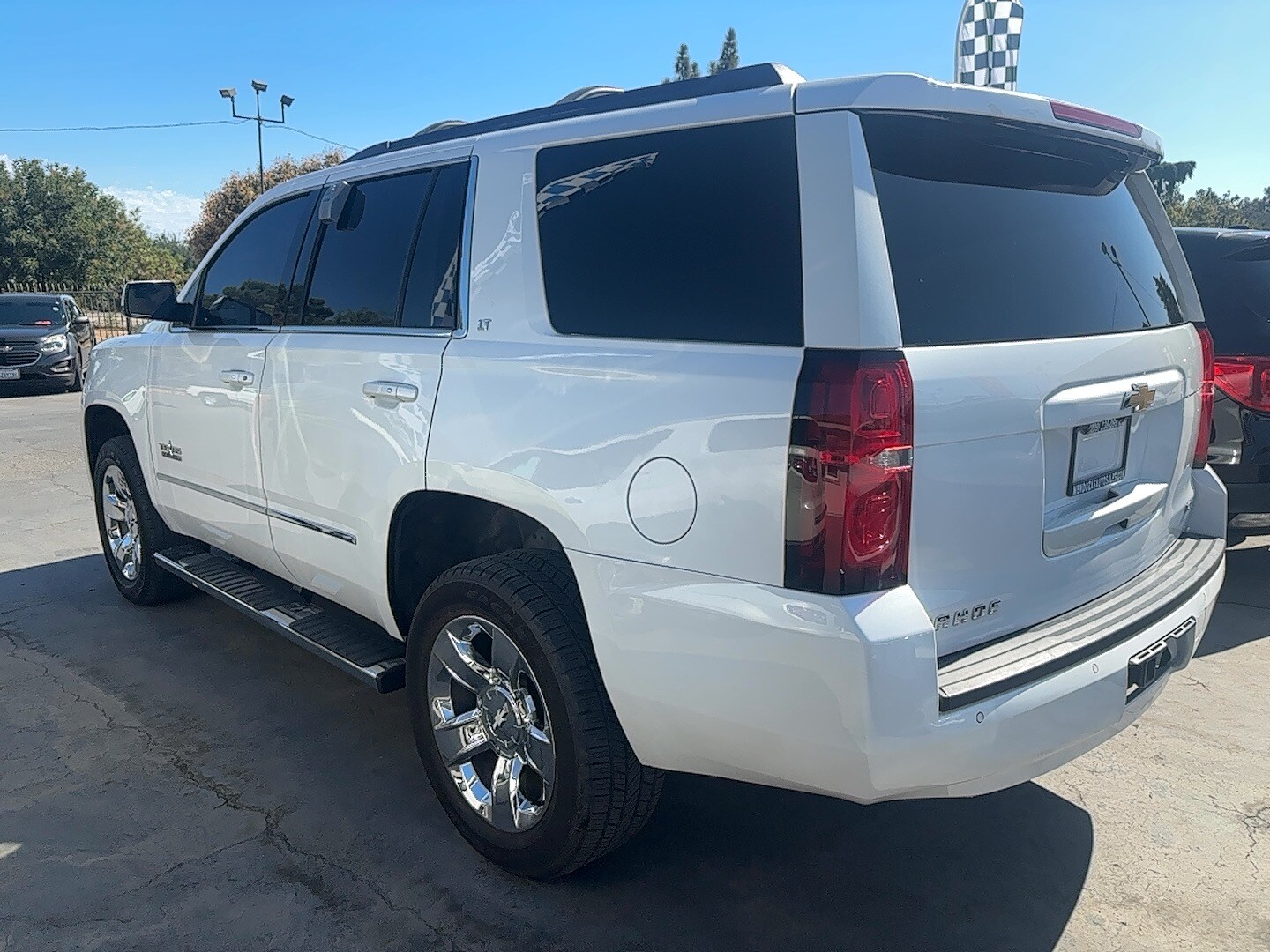 2017 Chevrolet Tahoe LT photo 4