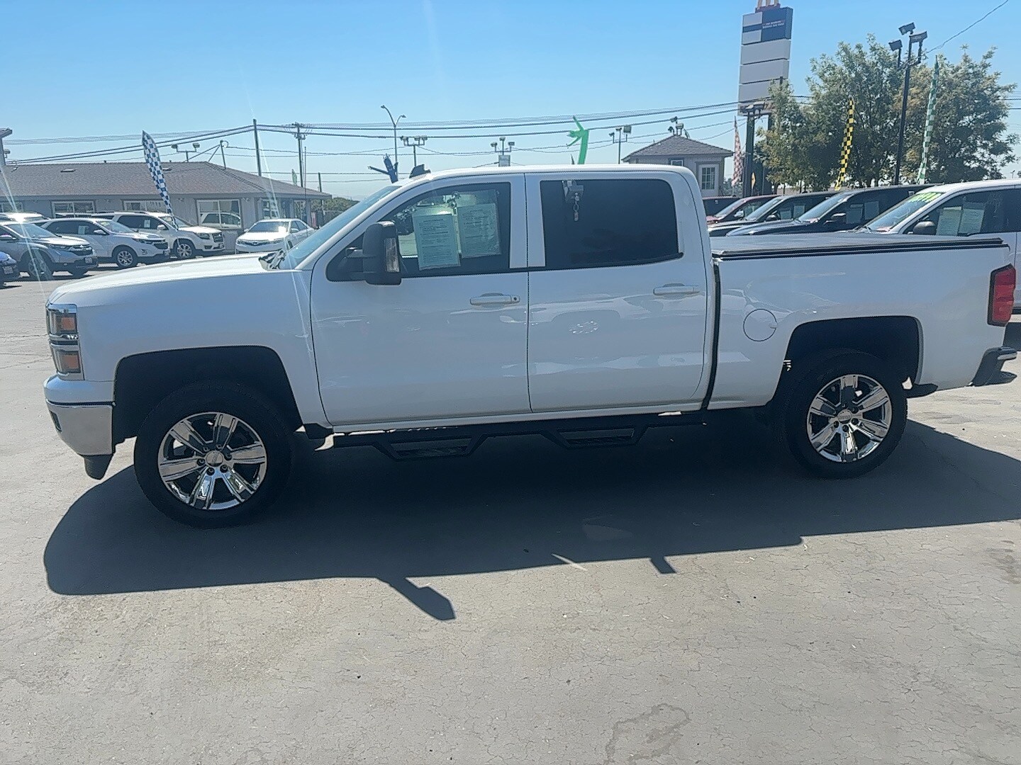 2014 Chevrolet Silverado 1500 LT photo 4