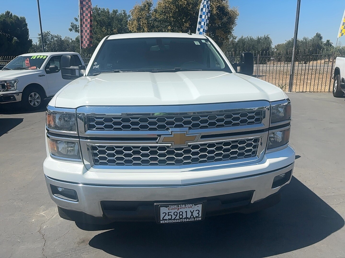 2014 Chevrolet Silverado 1500 LT photo 3