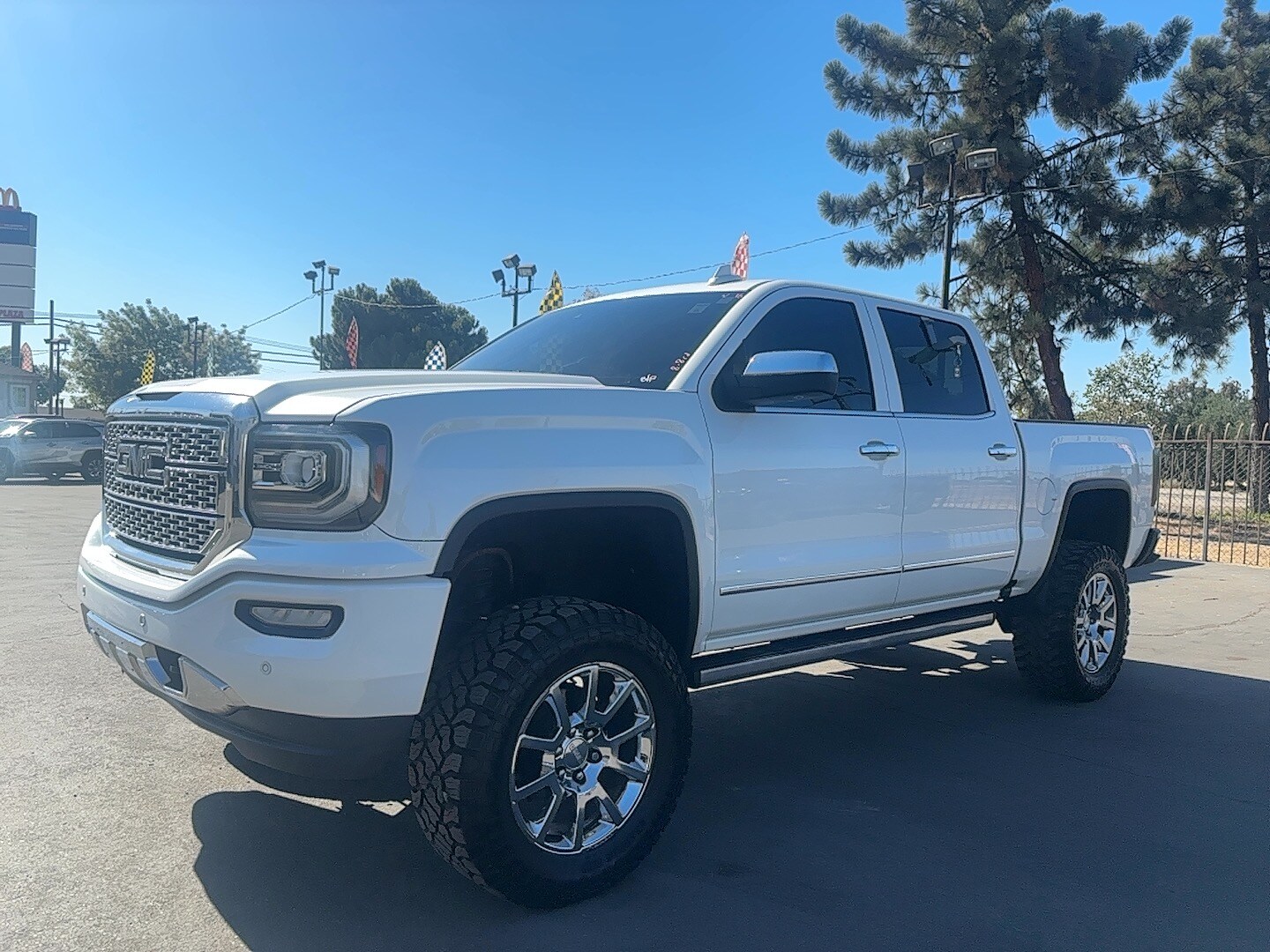 2016 Gmc Sierra 1500 Denali photo 2