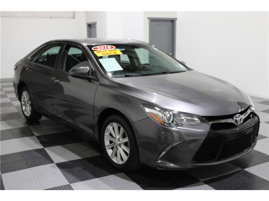 2016 Toyota Camry Special Edition