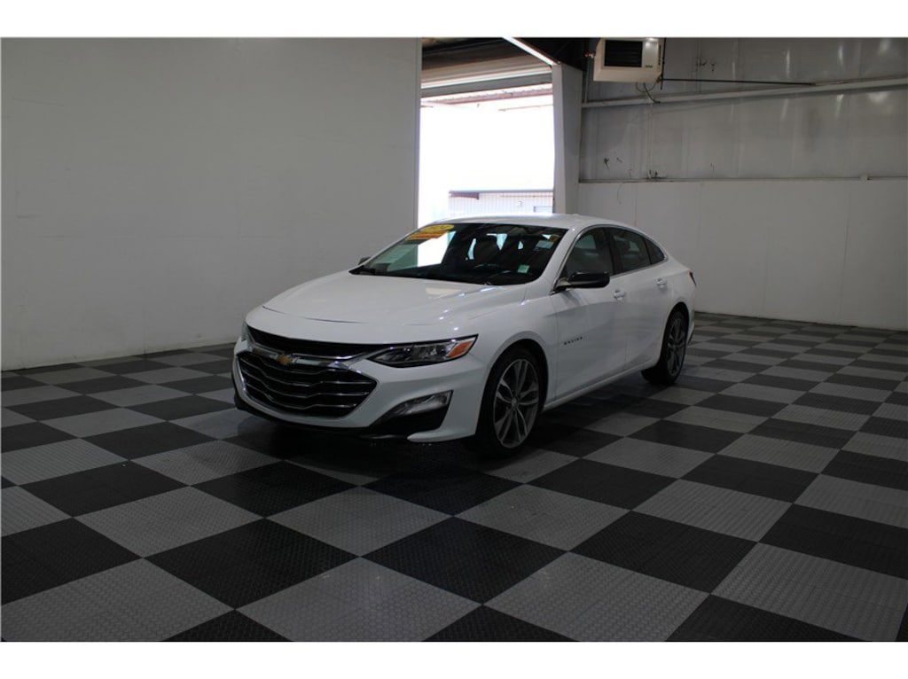 Used 2024 Chevrolet Malibu LT Sedan