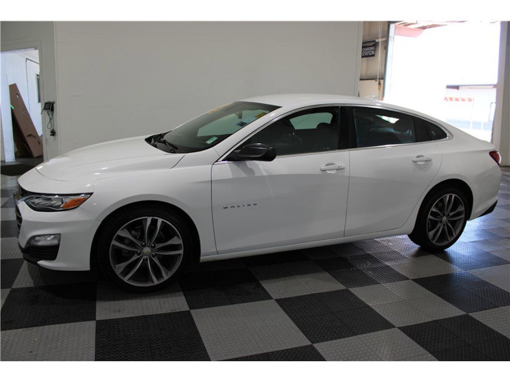 Used 2024 Chevrolet Malibu LT Sedan