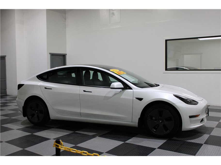 2023 Tesla Model 3 Base