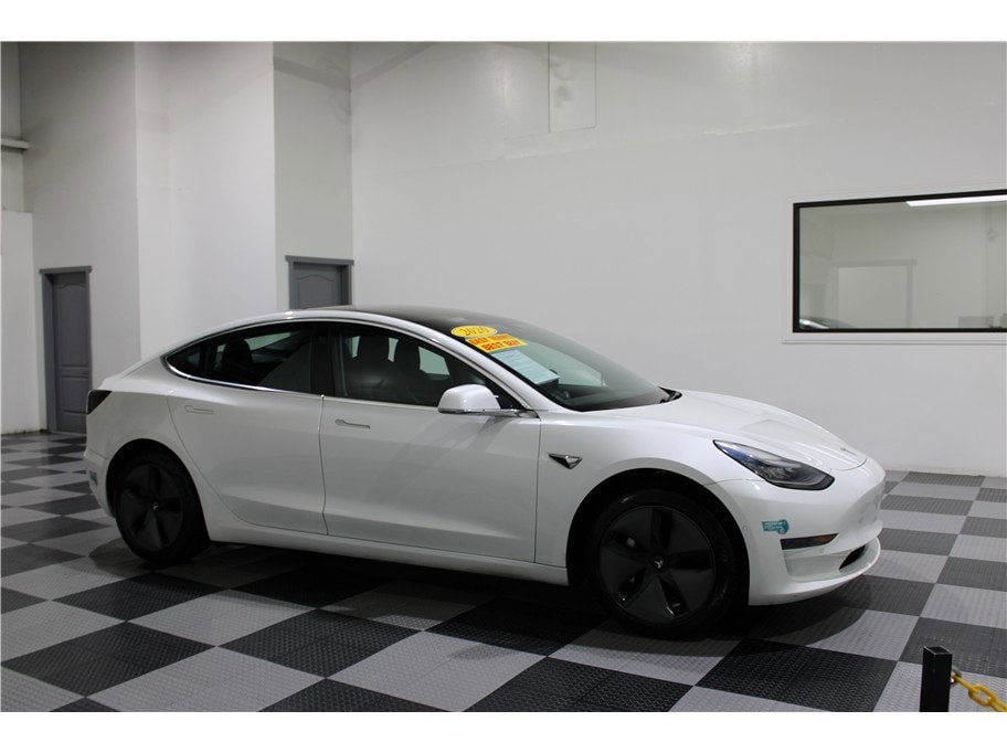 2020 Tesla Model 3 Base