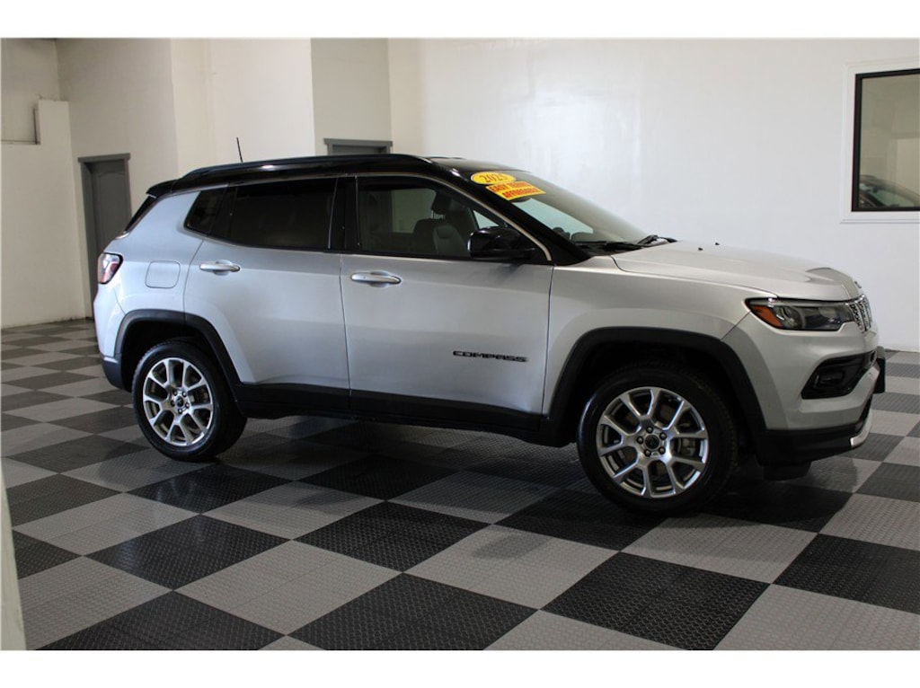 Used 2025 Jeep Compass Limited SUV