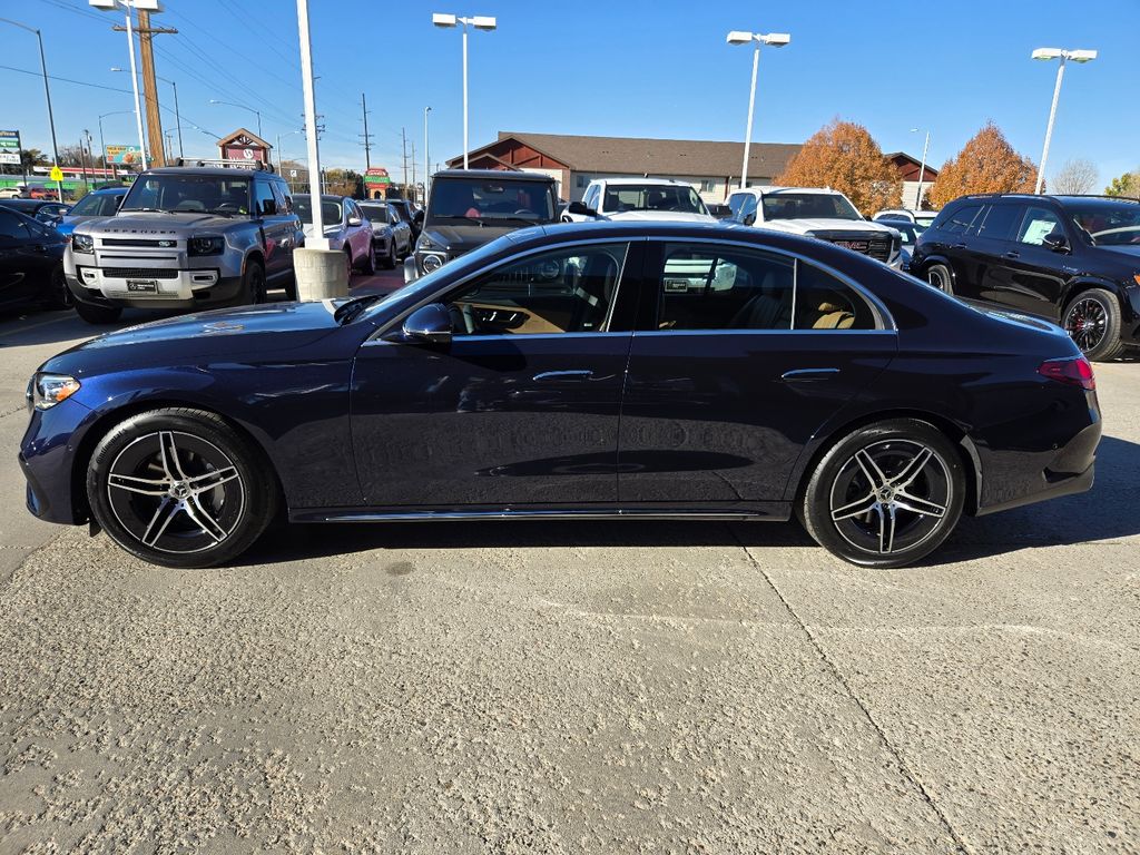 2026 Mercedes-Benz E-Class E350 - Photo 40