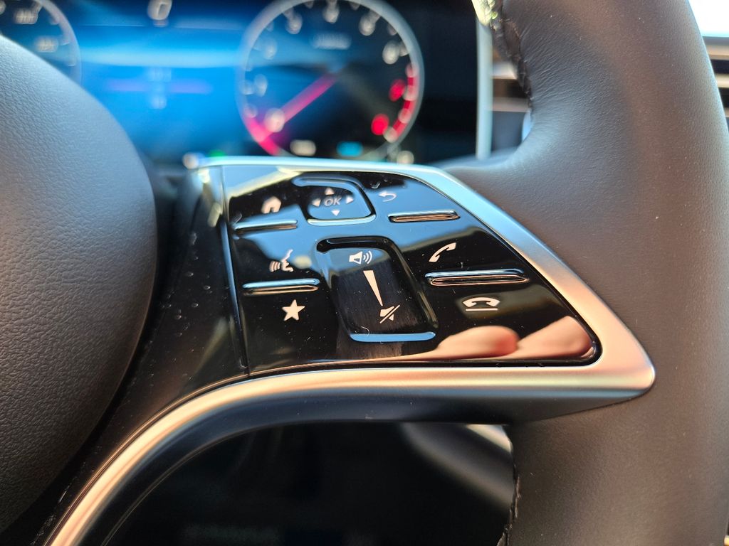 2026 Mercedes-Benz E-Class E350 - Photo 22